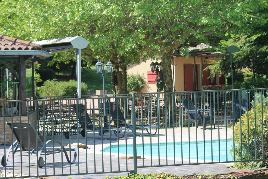 Hotel Restaurant Le Moulin De Saint Verand Екстериор снимка